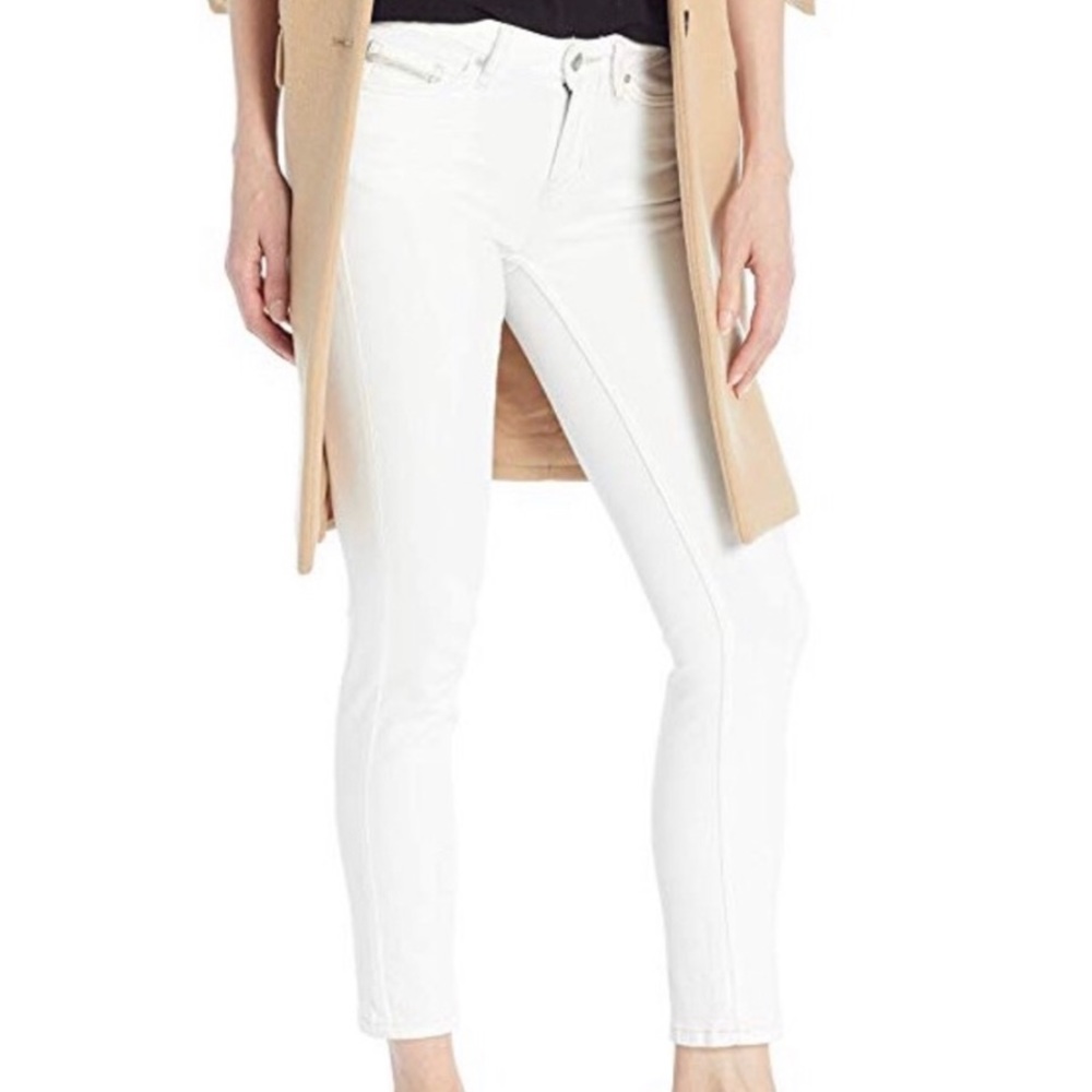 Calvin Klein White Fitted Cropped Jeans size 4